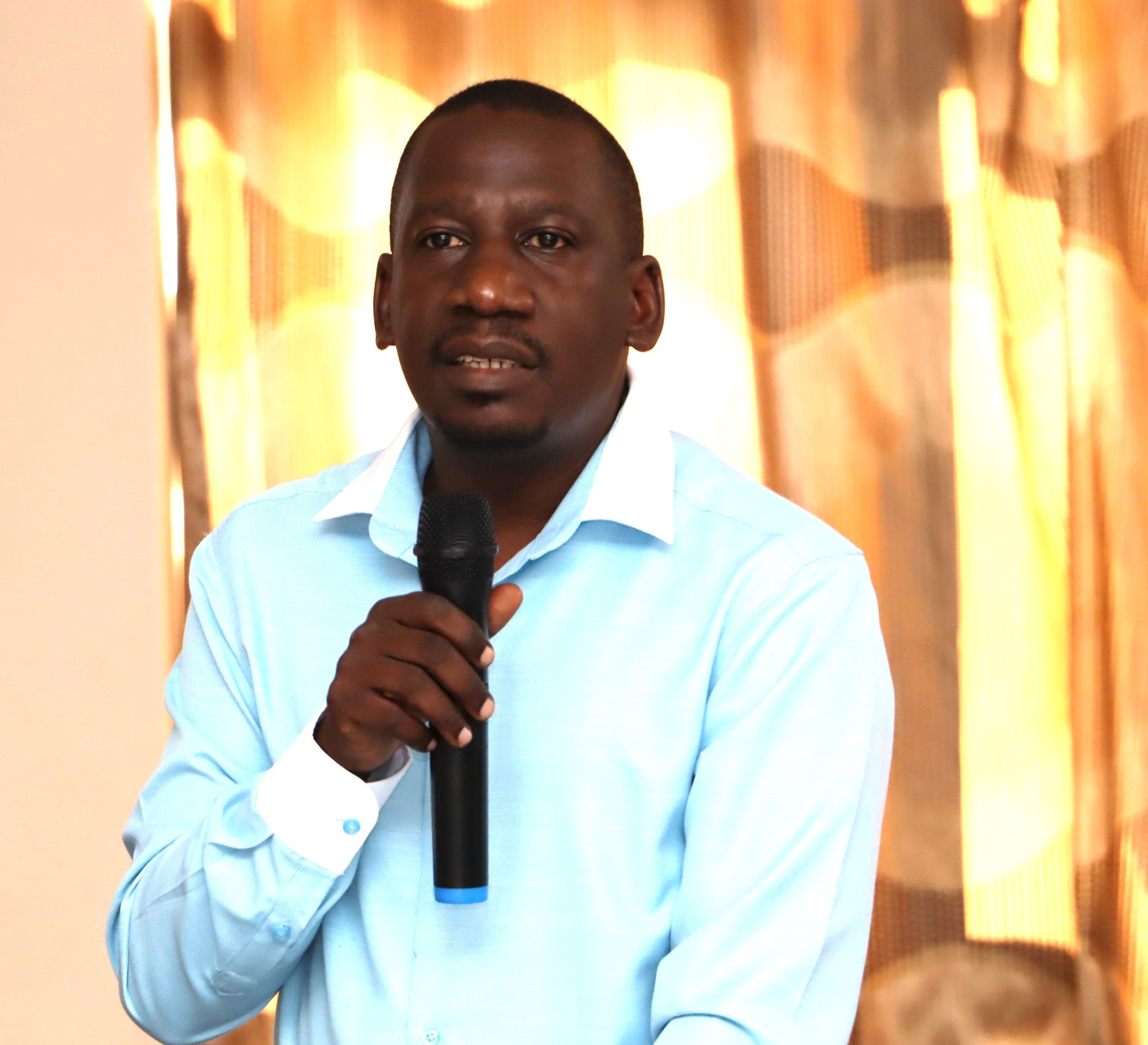 Jinja District Environmental Officer Moses Maganda contributing to the discussion. Environment for Development (EfD) Uganda, College of Business and Management Sciences (CoBAMS) capacity-building initiative to equip local government officers with practical tools to better manage natural resources amid growing environmental pressures funded by the Government of Uganda through the Makerere University Research and Innovation Fund (Mak-RIF), 26th March 2026, Soroti, Uganda, East Africa.