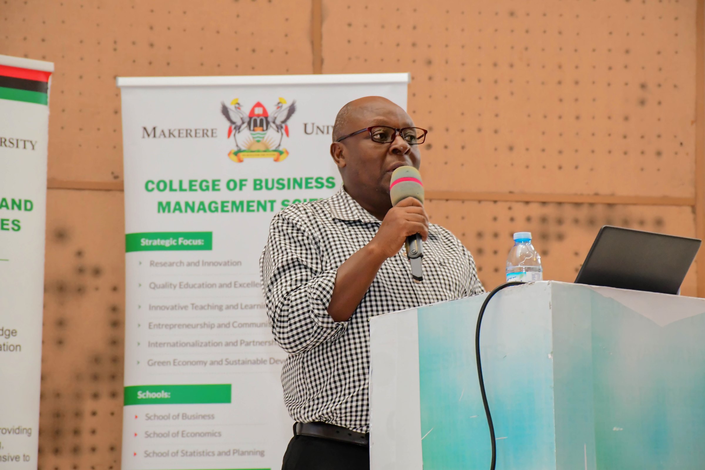 Dr. Christopher Muganga-a Member of faculty, School of Business College of Business and Management Sciences and Moderator of the Public Lecture. Public lecture, titled: Research Collaboration across borders by Prof. Ken Kamoche from Nottingham University, 3rd March 2026, Yusuf Lule Central Teaching Facility Auditorium, Makerere University, Kampala Uganda, East Africa.