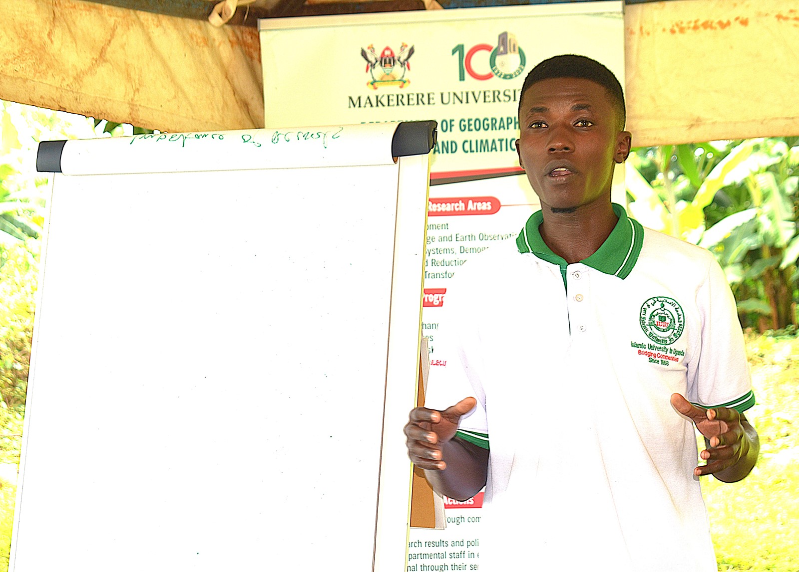 Mr. Wataba Shaban, talk-show host at IUIU FM in Mbale City, guided the farmers on strategies for engaging with the media. Phase II of the Resilient Urban Food Systems (RUFS) Project to strengthen urban food systems to withstand climate-related shocks such as floods and droughts by promoting climate-smart agricultural practices that empower farmers to sustain productive, profitable, and resilient operations, ultimately improving livelihoods and contributing to stable urban food supplies by Department of Geography, Geo-Informatics, and Climate Sciences, College of Agricultural and Environmental Sciences (CAES), Makerere University, Kampala Uganda, East Africa supported by the AgriFoSe2030 Programme. Mbale City Training 26th-27th March 2026.