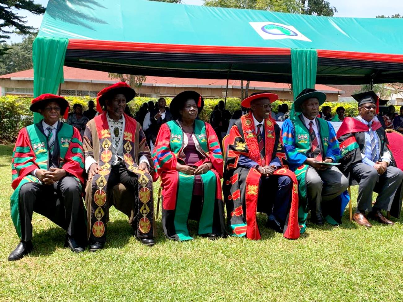 L-R: Prof. Buyinza Mukadasi, Prof. Julius Kikooma, Dr. Anna Rose Okurut Ademun, Prof. Frank Mwiine, Prof. Robert Tweyongyere and Mr. Richard Byarugaba. 100 graduates unveiled as job creators during the 6th certificate award ceremony of the College of Veterinary Medicine, Animal Resources and Biosecurity (COVAB) at Ruth Keesling Wildlife Health and Research Centre Gardens, 31st March 2026, Makerere University, Kampala Uganda, East Africa.