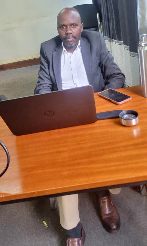 Dr. Robert Kakuru. Directorate of Graduate Training with support from iCARTA and NORHED Advanced Research Methods Training of Trainers (ToT) workshop for faculty from SoL, CEDAT, CoNAS, CoVAB, CHUSS, April 28 to 30, 2026, Senate Building Telepresence Hall, Makerere University, Kampala Uganda, East Africa.