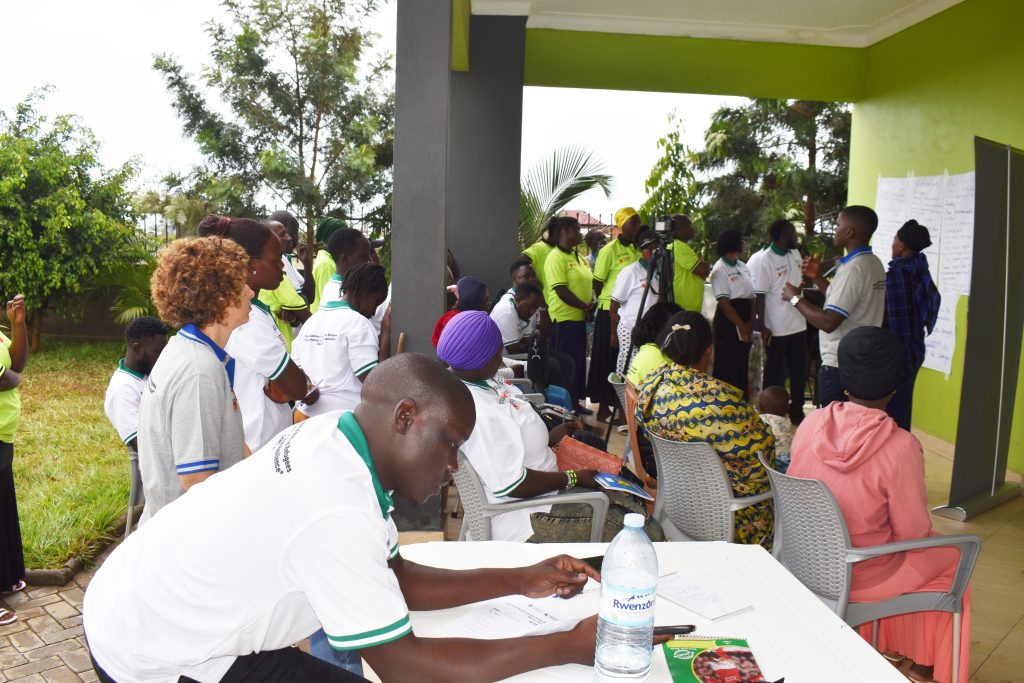 Workshop participants sharing climate change challenges, Kikuube district. The Communities of Hosts and Refugees Transitioning to Climate Resilience (CHART-CR) through workshops project focused on the interlinked dimensions of climate variability, food security, livelihoods, and water availability across diverse ecological contexts, including lowland refugee-hosting areas and mountainous, flood-prone regions through collaborative partnership between Makerere University Kampala Uganda, East Africa, University of Cambridge, and Cambridge-Africa Programme, with financial support from the Mastercard Foundation and Cambridge-Africa.