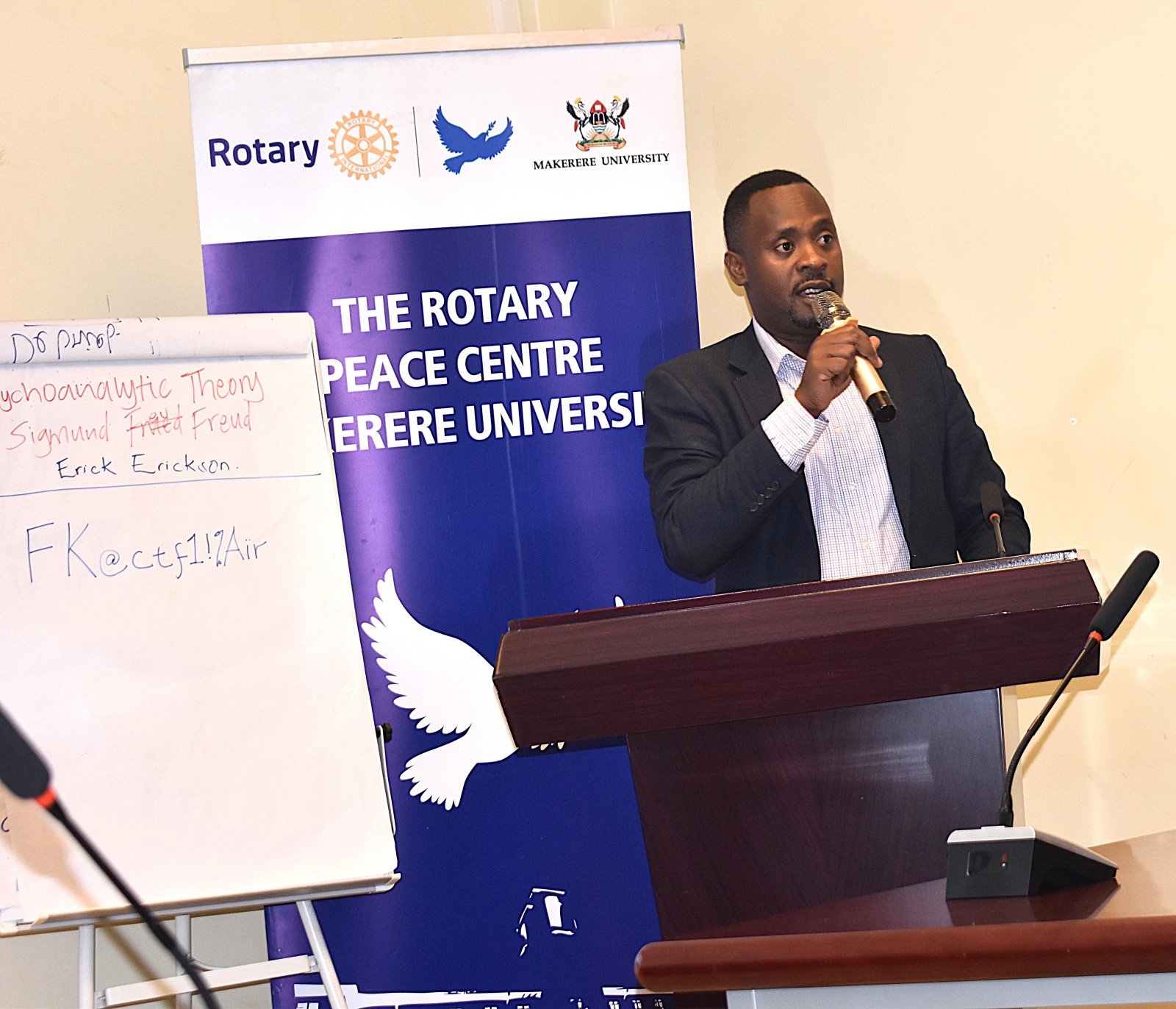 Dr Kenneth Balikoowa sharing his views on strengthening biodiversity conservation training. End of Project Workshop for “Strengthening Education and Research Capacity for Enhancing Biodiversity Conservation and Sustainable Natural Resources Use,” Makerere University, in partnership with Rhine-Waal University of Applied Sciences (Germany) and the Central University of Technology (South Africa), 31st July 2026, Kampala Uganda, East Africa.