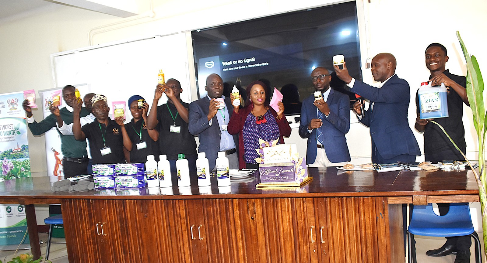 The CoNAS Principal, represented by the Deputy Principal, Prof. Godwin Kakuba (3rd R) officially launched the products. Research Dissemination for Government of Uganda through Makerere University Research and Innovations Fund (Mak-RIF)-funded project, titled “From World’s Worst Water Weed to Worth: Small-scale Community Bio-refining of Water Hyacinth to Produce Value-added Commercially Valuable Products,” by Dr. Alice Nabatanzi, Department of Plant Sciences, Microbiology and Biotechnology, College of Natural Sciences (CoNAS), Botany Lab 2, 22nd September 2026, Kampala Uganda, East Africa.